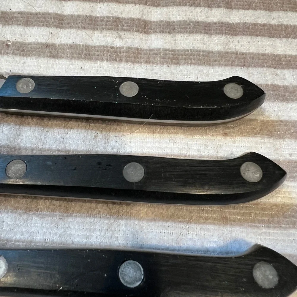 J.A. Henckels International 8 Piece Steak Knife Set 35195-100 Stainless Steel